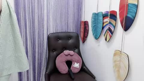 Snapshot of hellokitty_sexy chatting on 04.29.26 hellokitty_sexy online show from 04.29.26