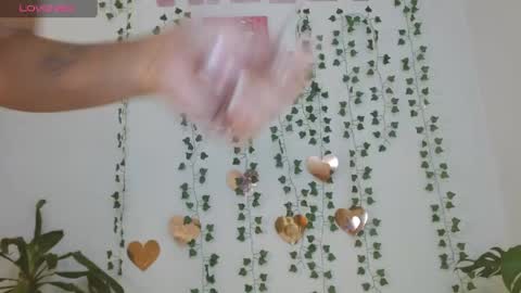 Snapshot of hellokitty_valery1 chatting on 04.18.26 hellokitty_valery1 online show from 04.18.26