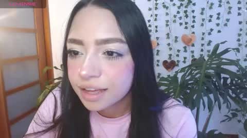 Snapshot of hellokitty_valery1 chatting on 04.21.26 hellokitty_valery1 online show from 04.21.26