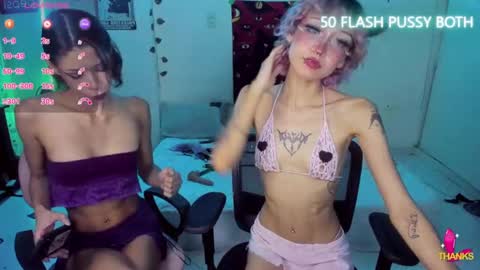 Raven and Momo online show from 12.11.24