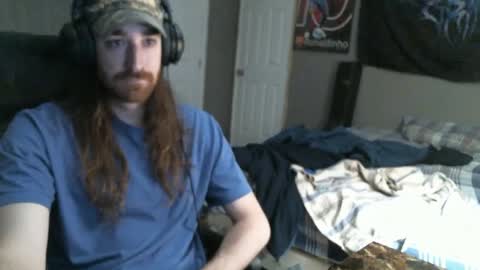 Snapshot of hellothereimcoolyo chatting on 12.20.24 longhairbeardedguy online show from 12.20.24