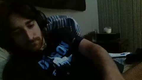 Snapshot of hellothereimcoolyo chatting on 04.28.26 longhairbeardedguy online show from 04.28.26