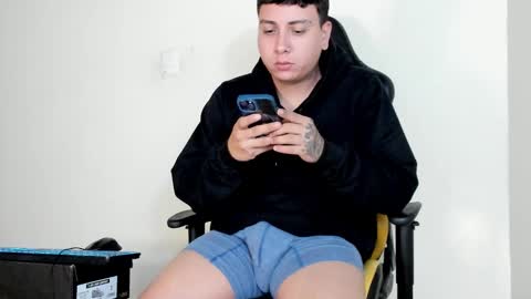 Star and Andy online show from 10.30.25