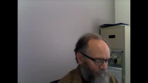 Snapshot of helopilot01 chatting on 03.01.25 helopilot01 online show from 03.01.25