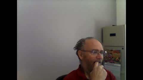 Snapshot of helopilot01 chatting on 09.14.25 helopilot01 online show from 09.14.25