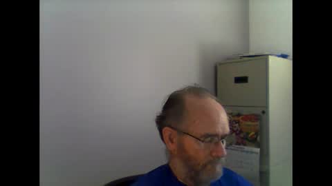 Snapshot of helopilot01 chatting on 09.27.25 helopilot01 online show from 09.27.25