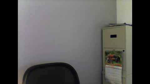 Snapshot of helopilot01 chatting on 10.24.25 helopilot01 online show from 10.24.25