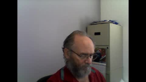 Snapshot of helopilot01 chatting on 11.09.25 helopilot01 online show from 11.09.25