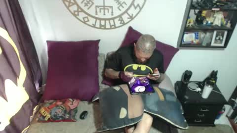 Snapshot of helsinski98 chatting on 03.11.25 Byorn online show from 03.11.25