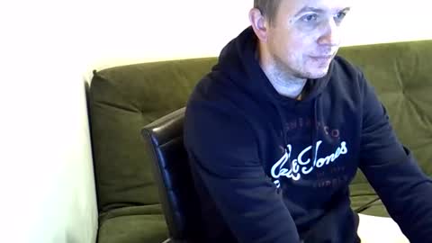 Snapshot of hemligknull chatting on 11.18.25 Jason Statham online show from 11.18.25