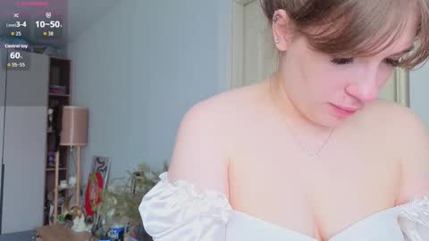 Snapshot of hennessy_a chatting on 03.30.26 hennessy_a online show from 03.30.26