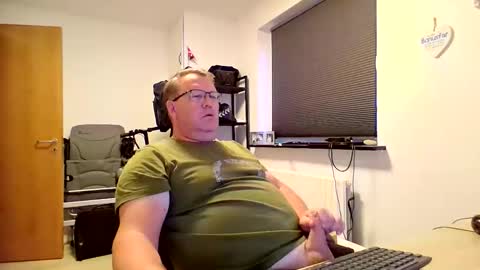 henrikrp1971 online show from 11.13.25