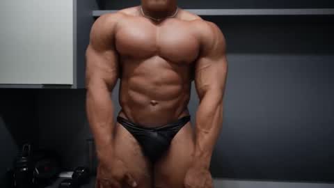 Snapshot of henrimusclee chatting on 02.15.26 Henri online show from 02.15.26