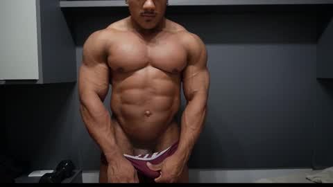 Snapshot of henrimusclee chatting on 03.17.26 Henri online show from 03.17.26