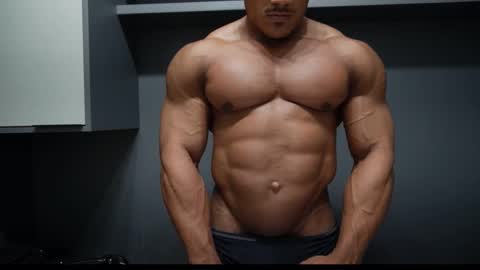 Snapshot of henrimusclee chatting on 03.18.26 Henri online show from 03.18.26