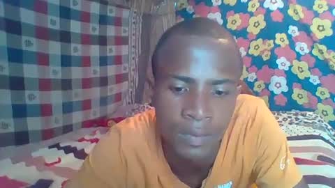 Adrian Honey online show from 01.04.25