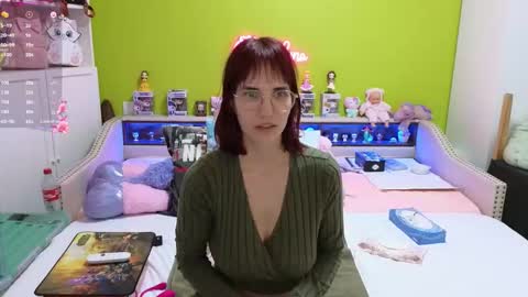 HeraLuna  online show from 02.20.26