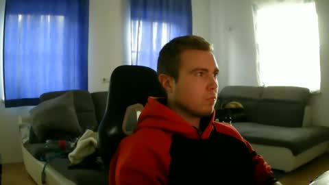 Snapshot of herbstenden chatting on 12.29.24 John Pearl online show from 12.29.24