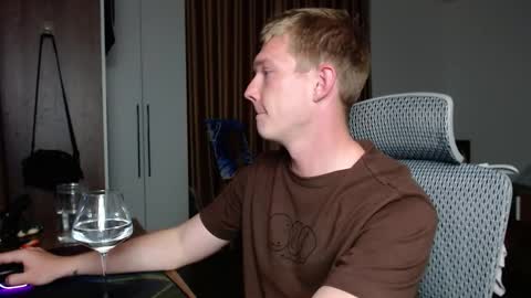 Gregblonde  Alextattoo online show from 09.27.25