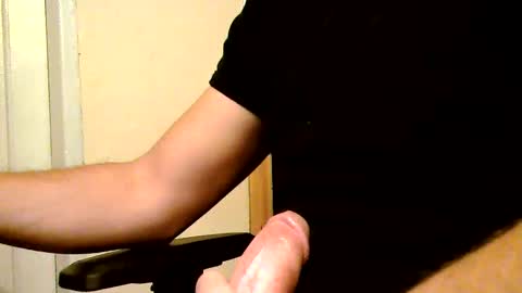 Snapshot of heretost chatting on 10.05.25 mr D online show from 10.05.25