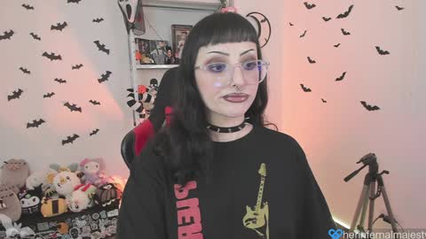 Snapshot of herinfernalmajesty chatting on 12.11.24  Marie  online show from 12.11.24