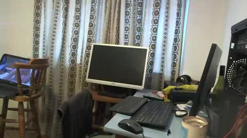Snapshot of hermeneutika chatting on 12.18.24 mature online show from 12.18.24
