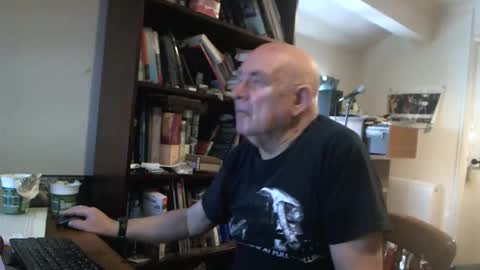 Snapshot of hermeneutika chatting on 01.07.25 mature online show from 01.07.25