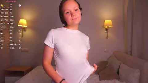 Snapshot of herminaabedi chatting on 12.03.25 Hermina online show from 12.03.25