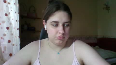 hess_luna_ online show from 04.22.26