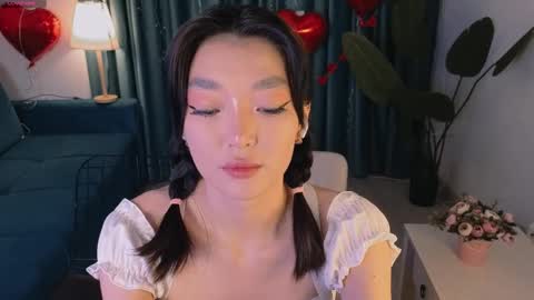Snapshot of hey_herbal chatting on 02.15.25 Audrey online show from 02.15.25
