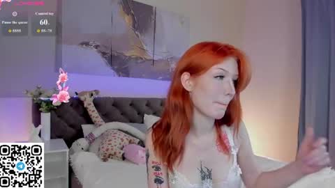 Snapshot of hey_lexy chatting on 06.26.26 Lexy GMT1 0200 am-0900am Mon Tue online show from 06.26.26