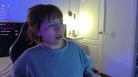 Snapshot of hey_noraly chatting on 09.30.25 Noraly online show from 09.30.25
