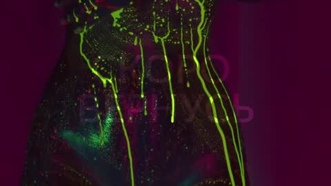 Snapshot of heybanan chatting on 01.13.25 Alina online show from 01.13.25