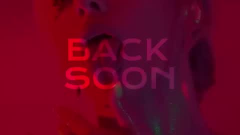 Snapshot of heybanan chatting on 02.23.25 Alina online show from 02.23.25