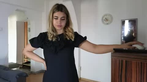 Snapshot of heysianna chatting on 07.21.26 Siana online show from 07.21.26