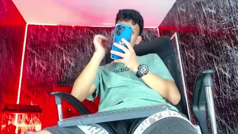 Snapshot of hidan_22 chatting on 02.21.25 HIDAN online show from 02.21.25