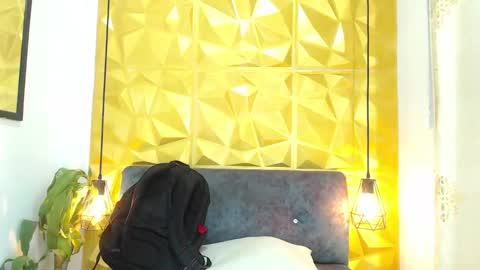 Snapshot of hidan_22 chatting on 03.10.25 HIDAN online show from 03.10.25