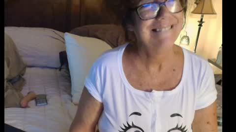 hidden_gold_milf online show from 07.14.26