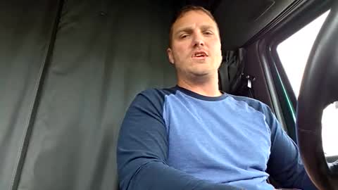 Snapshot of higheststandard chatting on 12.02.25 the dick king online show from 12.02.25