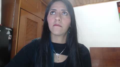 Snapshot of hilari18 chatting on 01.21.25 hilaril18 online show from 01.21.25
