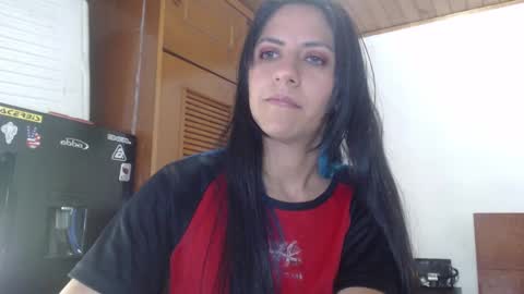 Snapshot of hilari18 chatting on 01.26.25 hilaril18 online show from 01.26.25