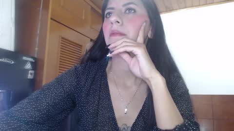 Snapshot of hilari18 chatting on 02.10.25 hilaril18 online show from 02.10.25