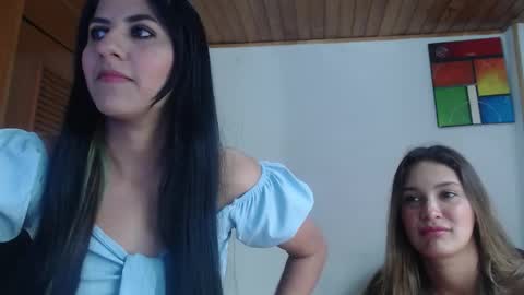 Snapshot of hilari18 chatting on 09.20.25 hilaril18 online show from 09.20.25