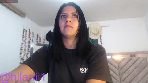 hilaril18 online show from 04.30.26