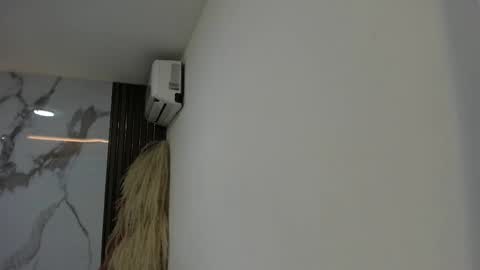 Hilary Thomsom online show from 03.15.26