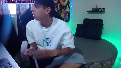 Snapshot of hill_and_jack chatting on 01.13.25 Hill and Jack online show from 01.13.25