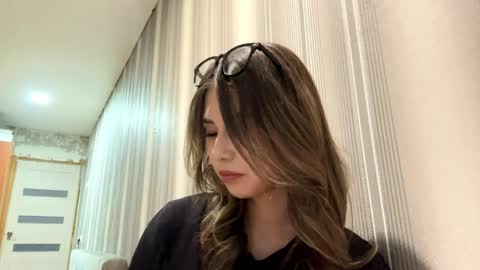 Lia online show from 03.27.26