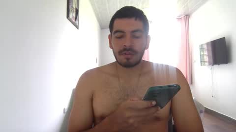 Snapshot of himoreno97 chatting on 11.11.25 Hi moreno online show from 11.11.25