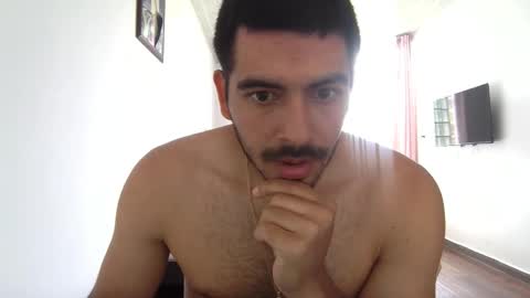 Snapshot of himoreno97 chatting on 11.12.25 Hi moreno online show from 11.12.25