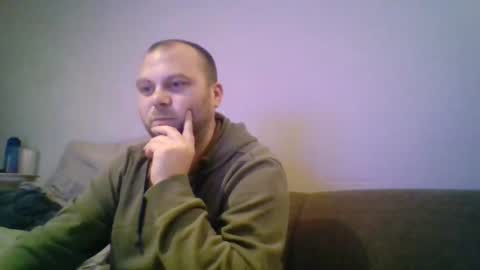 Snapshot of himree chatting on 09.12.25 Himre online show from 09.12.25